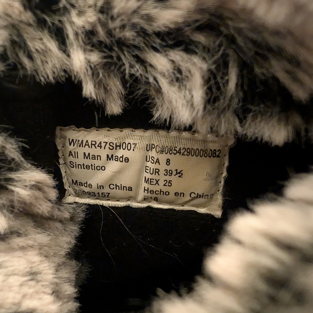 Black Quilted Winter Boots - Picture 4 of 7